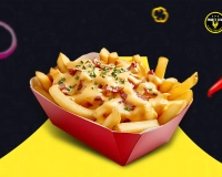 FRITES AU CHEDDAR ET OIGNONS CRISPY